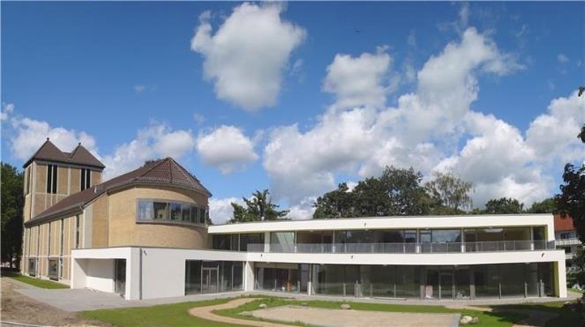 Außenansicht Haus für Kinder und Familien St. Nikolaus